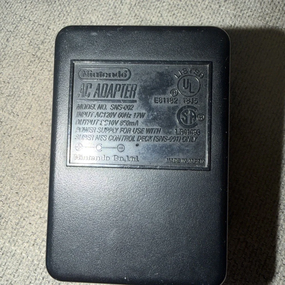 Official Nintendo SNES Power Supply‎ | SNS-002